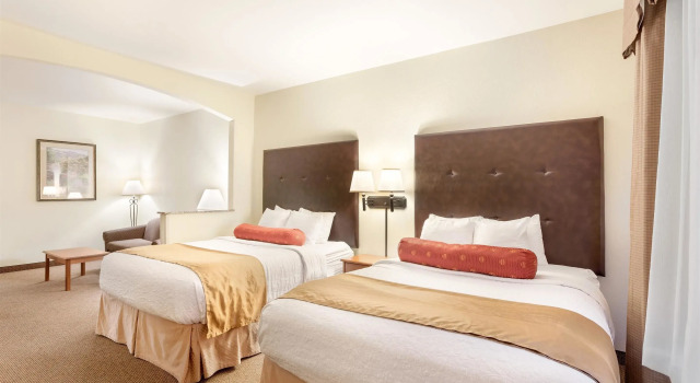 Четырёхместный люкс Best Western Plus Ellensburg Hotel