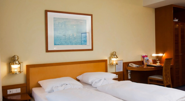 Номер Standard Wyndham Stralsund HanseDom