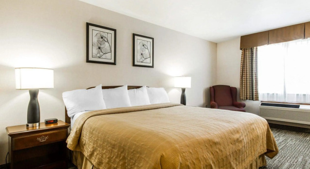 Двухместный номер Standard Quality Inn & Suites Stoughton - Madison South