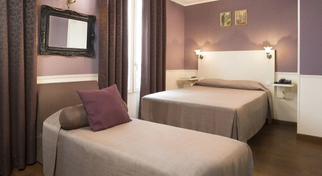 Трёхместный номер Standard Hôtel de la Tour Eiffel