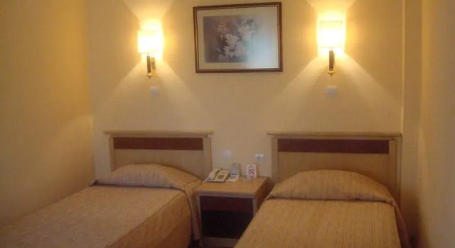 Номер Standard Floria Hotel