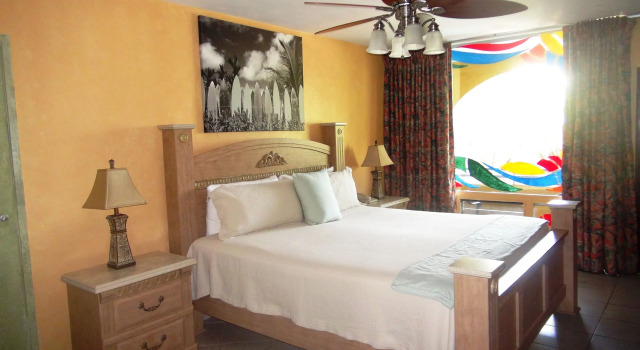 TropiRock A North Beach Village Resort Hotel, Забронировать Курортный отель Форт-Лодердейл Broward County, рядом с Пляж Себастьян-стрит