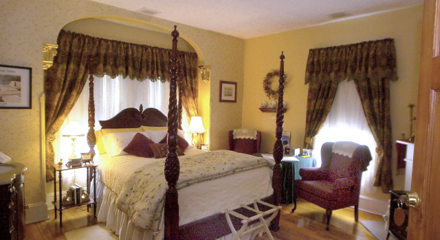 Номер Luxury Magnolia House Inn