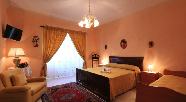 Habitación triple De lujo B&B La Villa