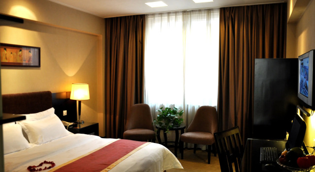 Номер Superior King Garden Hotel