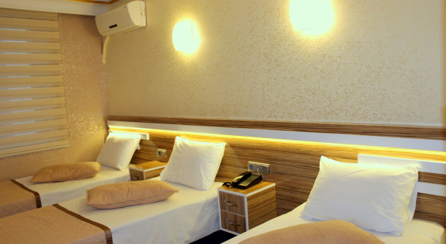 Трёхместный номер Deluxe Yaztur Hotel