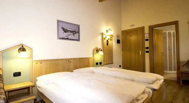Трёхместный номер Standard с видом на горы Al Nin Hotel&Spa