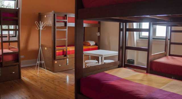 Кровать в общем номере Lisbon Hostel