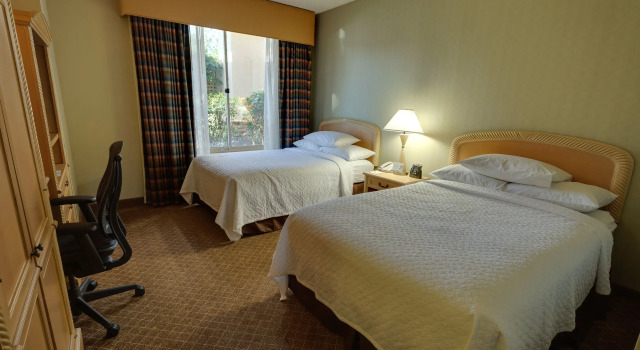 Люкс Embassy Suites by Hilton San Rafael at Marin Center