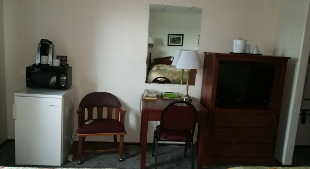 Четырёхместный номер Standard Northern Motor Inn