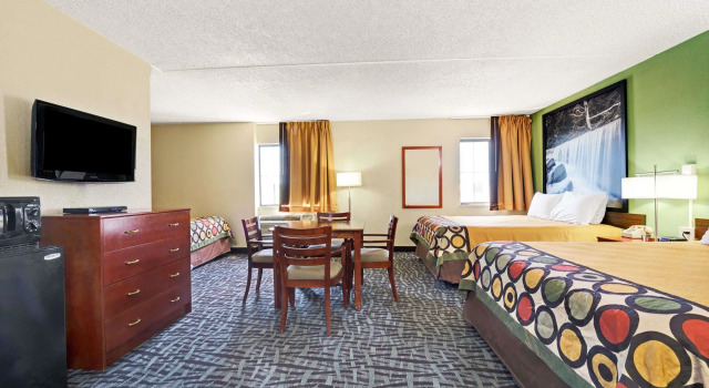 Номер Standard Spark by Hilton Wichita East