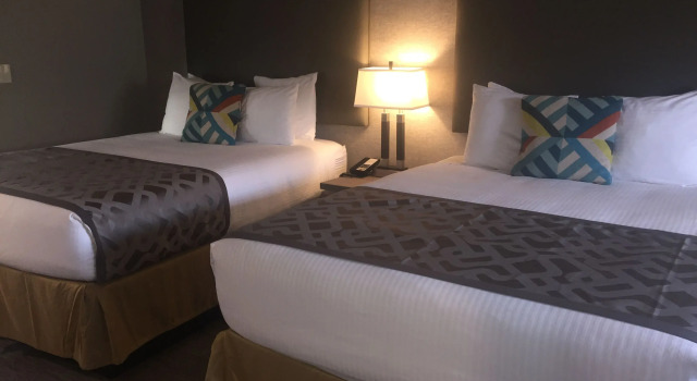 Четырёхместный номер Deluxe Arden Star Hotel