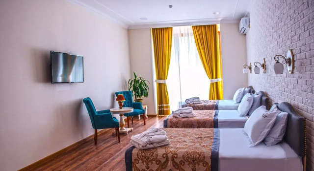 Трёхместный номер Superior Silk Road Kokand Hotel