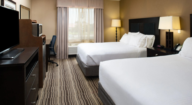 Номер Standard Holiday Inn Express Hotel & Suites Burlington by IHG