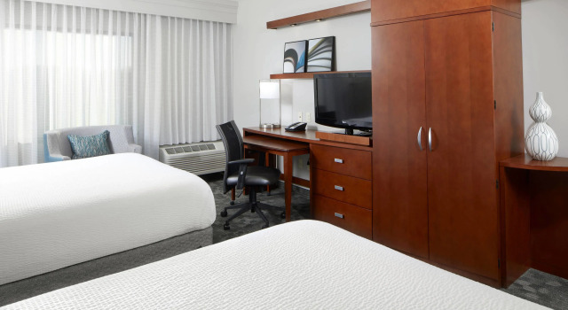 Двухместный номер Standard Courtyard Pittsburgh Airport Settlers Ridge