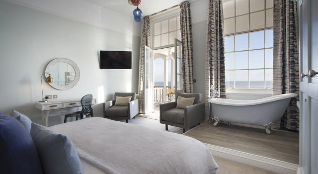 Номер Premium Royal Hotel