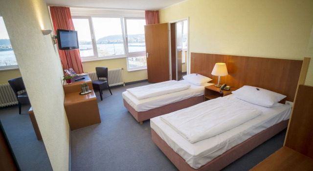 Номер Standard Baynunah Hotel Drachenfels