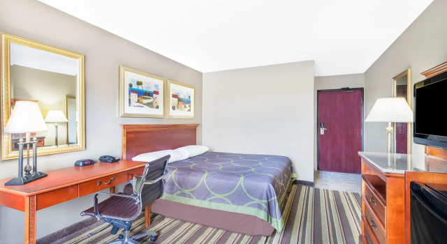 Двухместный номер Standard Super 8 by Wyndham Tilton/Lake Winnipesaukee