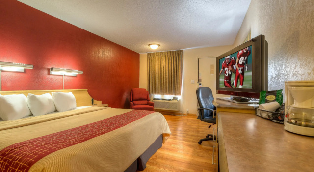 Двухместный номер Superior Red Roof Inn Tulsa