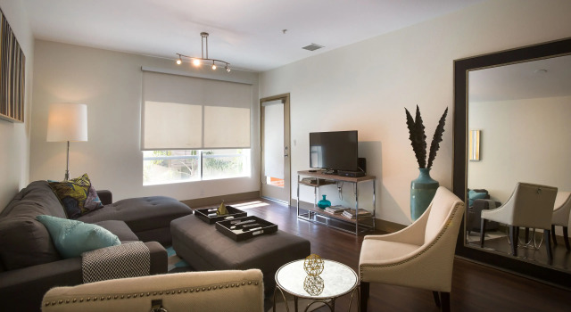 Апартаменты Luxury Hollywood 2 - Luxury Family Suite