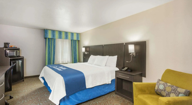 Двухместный номер Standard Days Inn & Suites by Wyndham East Flagstaff