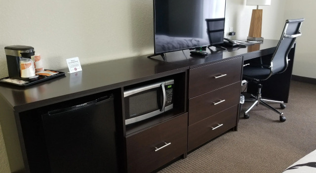 Четырёхместный номер Standard Sleep Inn & Suites Ames near ISU Campus