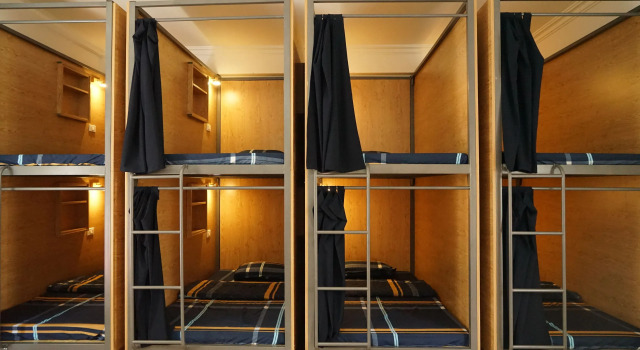 Кровать в общем номере (женский номер) Tony House Hostel
