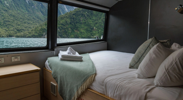 Двухместный номер Deluxe Milford Sound Overnight Cruise - Fiordland Discovery