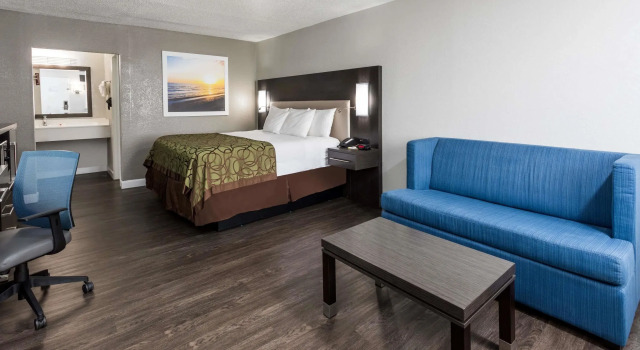 Двухместный номер Standard Days Inn by Wyndham Goose Creek