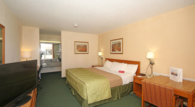 Двухместный номер Standard Ramada by Wyndham Wytheville