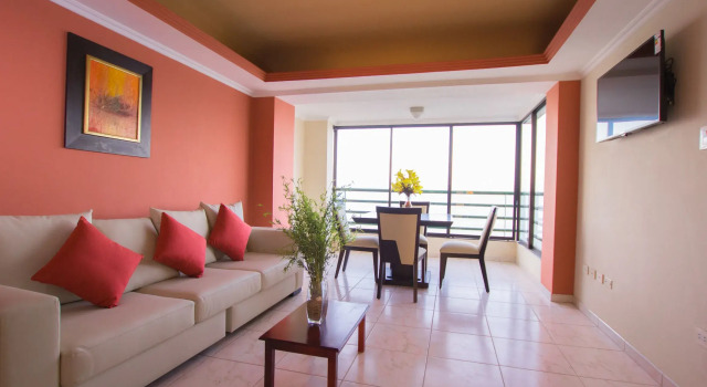 Люкс Deluxe с 2 комнатами oceanfront Blue Bay Hotel