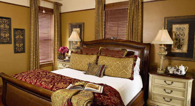 Номер Luxury Cedar House Inn
