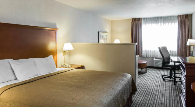Люкс Quality Inn Kennewick