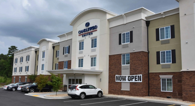 Candlewood Suites Columbus-Northeast by IHG, Забронировать Отель Колумбус Джорджия