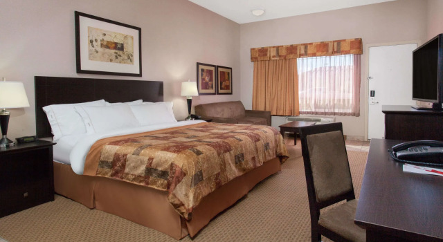 Номер Standard Ramada by Wyndham Brooks