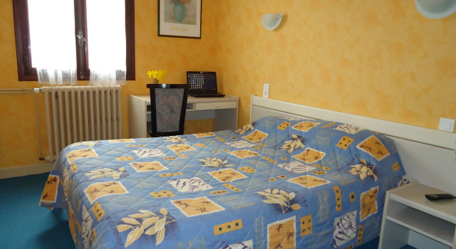 Двухместный номер Standard Hotel des Voyageurs