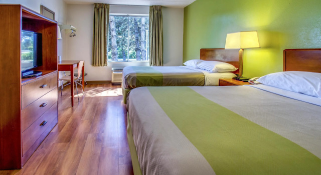 Четырёхместный номер Standard Motel 6 Buffalo NY Airport Williamsville