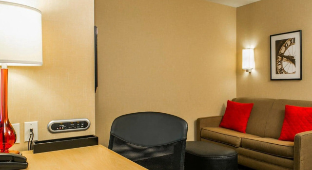 Двухместный люкс SpringHill Suites by Marriott Fort Collins