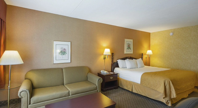Двухместный номер Standard Clarion Inn Fairmont