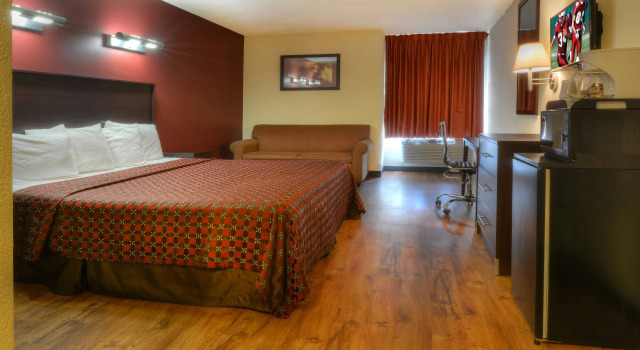 Номер Superior Red Roof Inn Charlotte - University