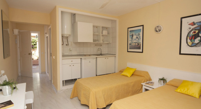 Студия Naika Studios & Apartments