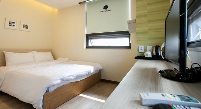 Standard dublă cameră Bound Hostel
