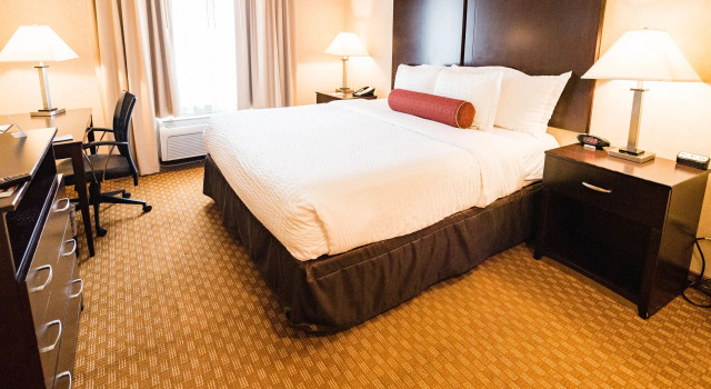 Двухместный номер Standard Clarion Inn Elmhurst - Oak Brook near I-88, I-290, I-294