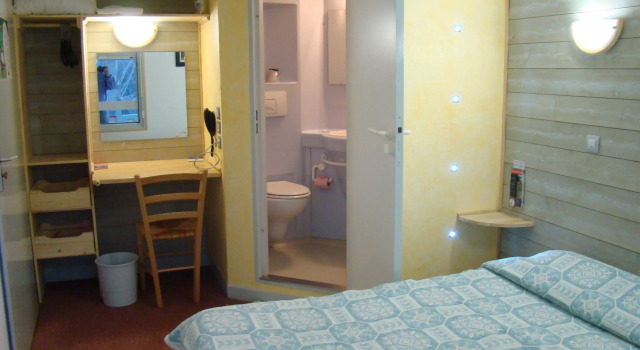 Двухместный номер Standard Fasthotel Chambéry