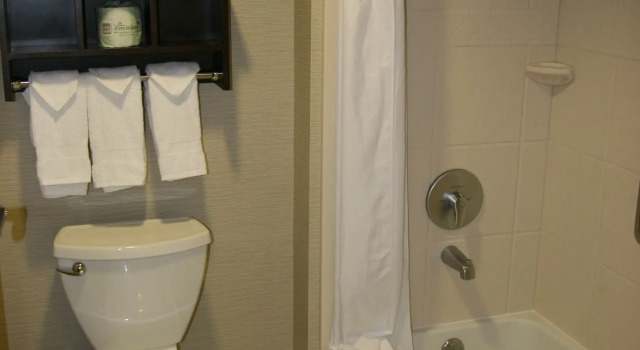 Четырёхместный номер Standard Hampton Inn & Suites Salt Lake City-University/Foothill Drive