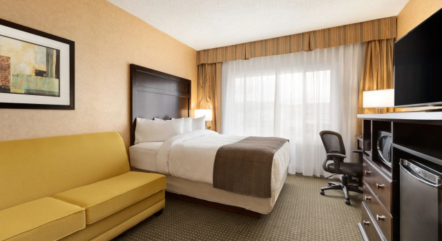 Двухместный номер Standard Days Inn by Wyndham Cranbrook Conference Centre