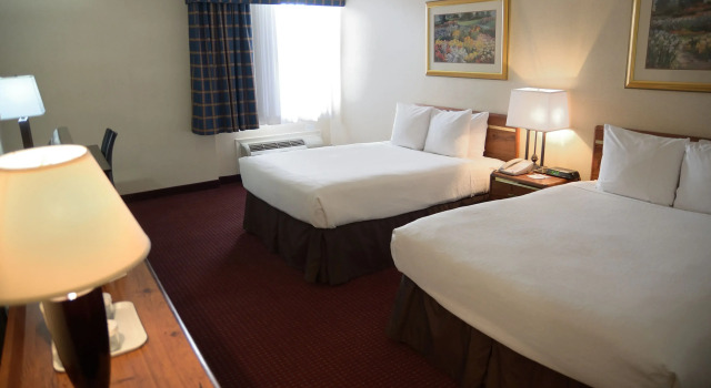 Четырёхместный номер Standard Quality Inn & Suites Craig