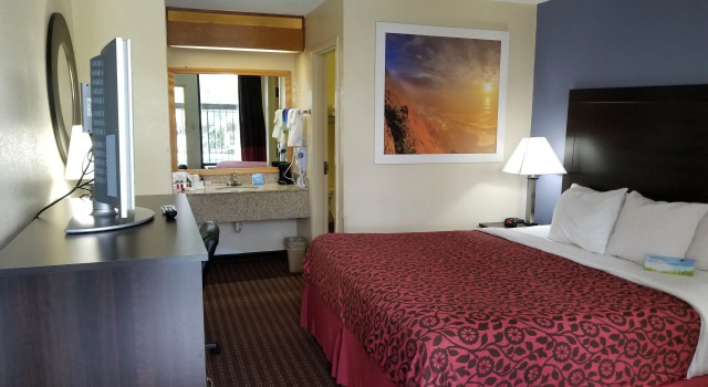 Двухместный номер Standard Days Inn by Wyndham Easley West Of Greenville/Clemson Area