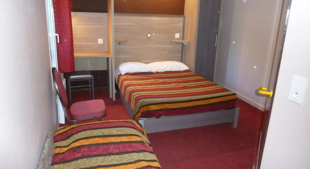 Трёхместный номер Standard Hôtel Lou Mistralou