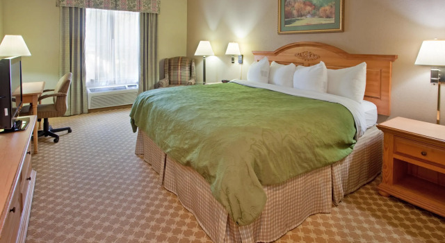 Двухместный номер Standard Country Inn & Suites by Radisson, Beaufort West, SC